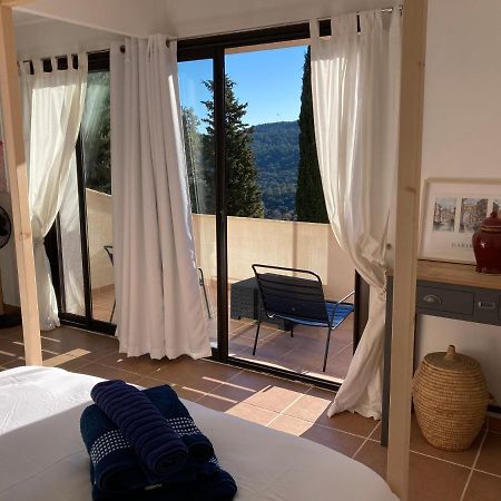 Villa Les Ecureuils Fréjus Exteriör bild