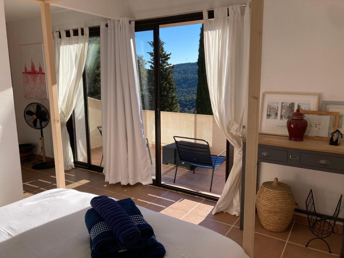 Villa Les Ecureuils Fréjus Exteriör bild